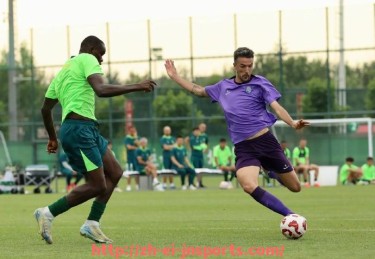 JN江南体育-世俱杯球员成功传中次数排行及传中效率分析