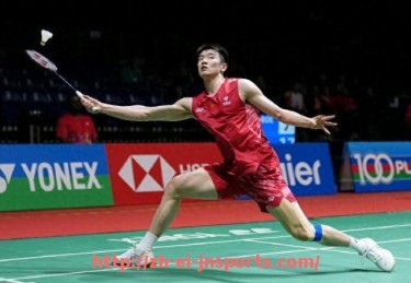 JN江南体育-火箭队新赛季季前赛战术观察与球员表现评估